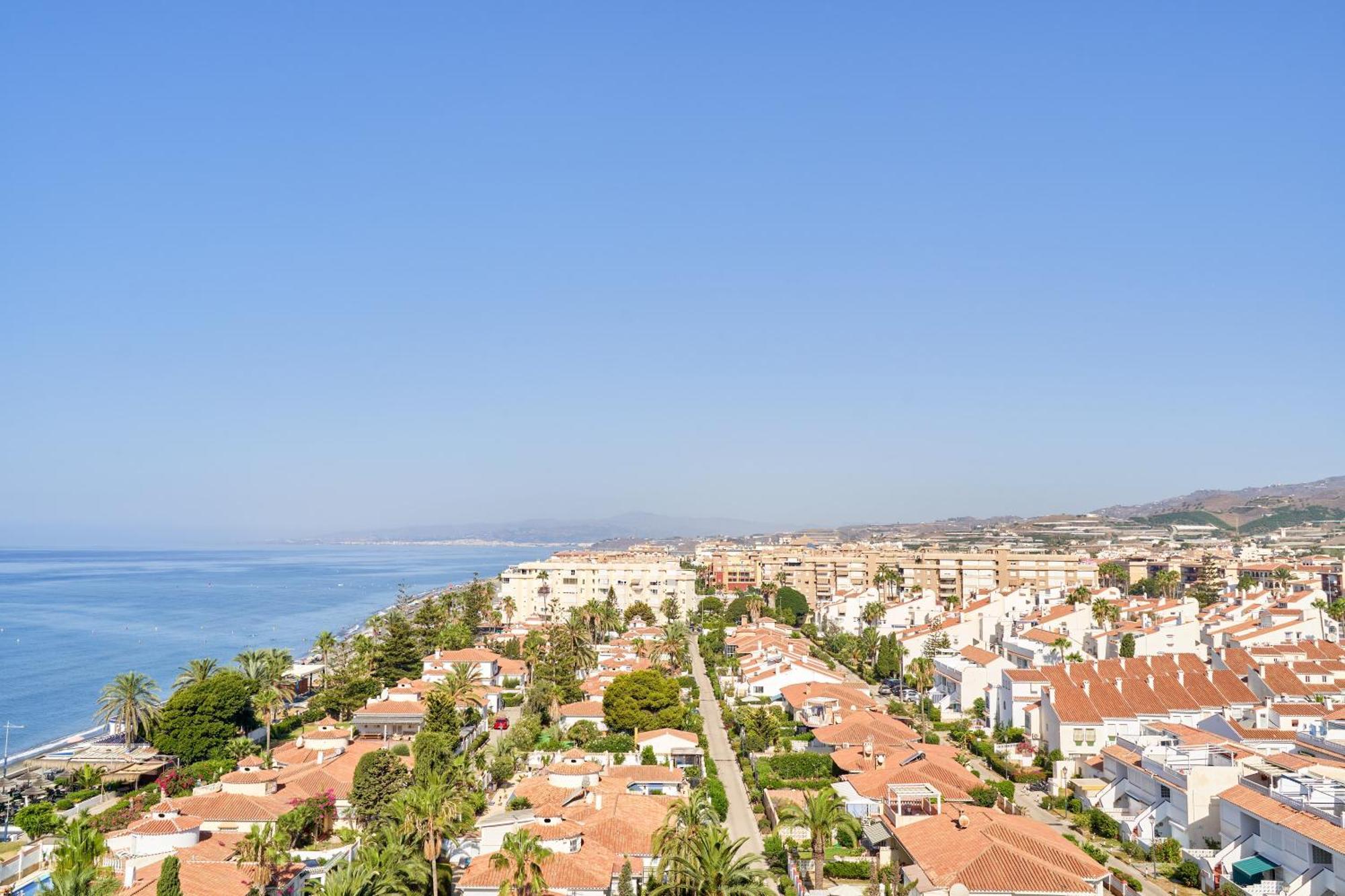 Апартаменты Terraza Sobre El Mar Торрокс-Коста Экстерьер фото